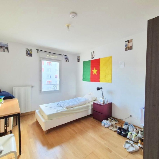  Annonces ST CYR : Appartement | PIERRE-BENITE (69310) | 55 m2 | 194 000 € 