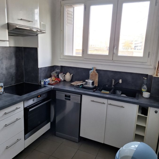  Annonces ST CYR : Appartement | LYON (69006) | 49 m2 | 772 € 