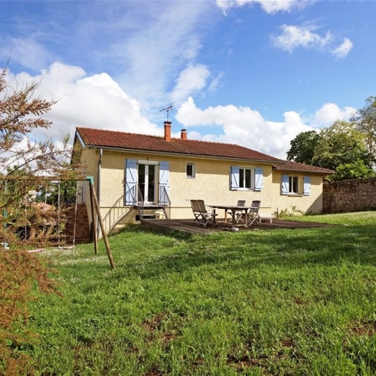  Annonces ST CYR : Maison / Villa | FLEURIEUX-SUR-L'ARBRESLE (69210) | 155 m2 | 495 000 € 