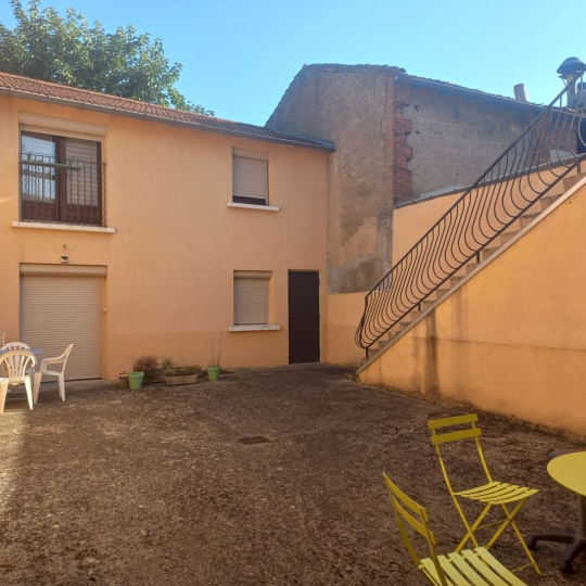  Annonces ST CYR : Immeuble | LA TOUR-DE-SALVAGNY (69890) | 162 m2 | 621 000 € 