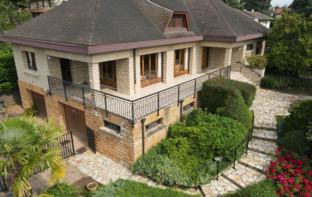 Annonces ST CYR : Maison / Villa | CHAMPAGNE-AU-MONT-D'OR (69410) | 285 m2 | 900 000 € 