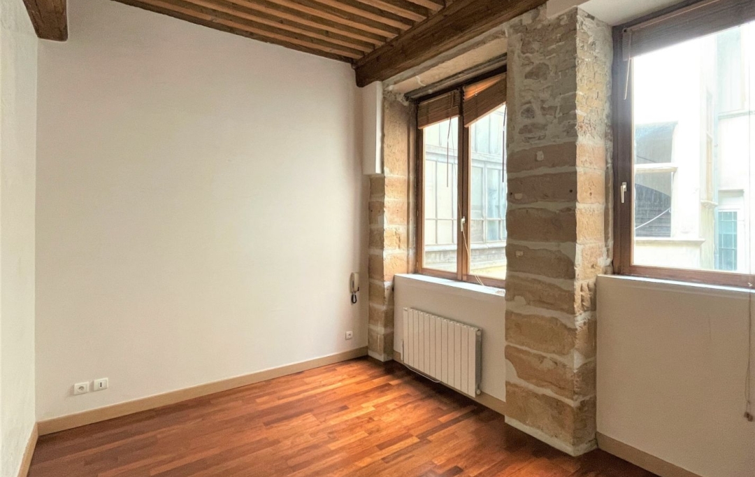 Annonces ST CYR : Appartement | LYON (69002) | 69 m2 | 1 157 € 