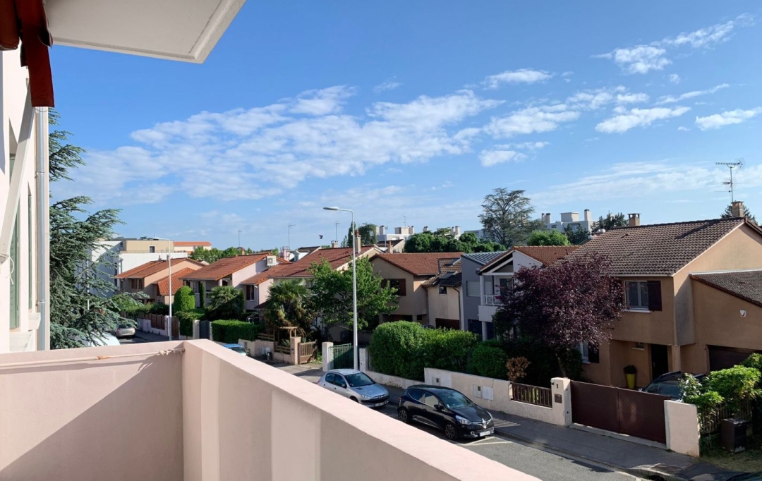 Annonces ST CYR : Appartement | LYON (69005) | 81 m2 | 1 450 € 