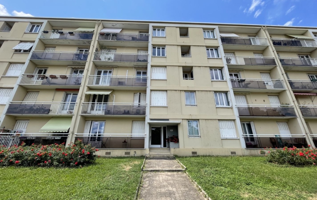 Annonces ST CYR : Appartement | CALUIRE-ET-CUIRE (69300) | 58 m2 | 895 € 