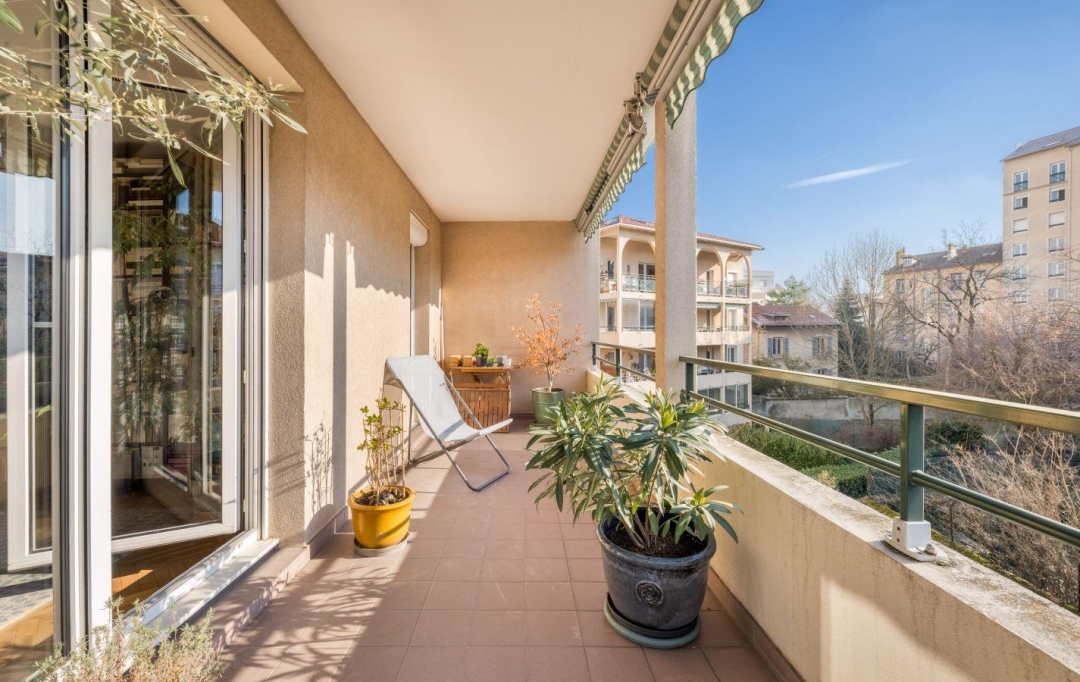 Annonces ST CYR : Autres | LYON (69008) | 85 m2 | 299 000 € 