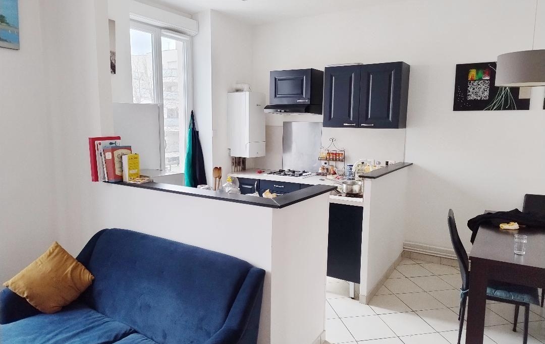 Annonces ST CYR : Autres | LYON (69008) | 80 m2 | 219 900 € 